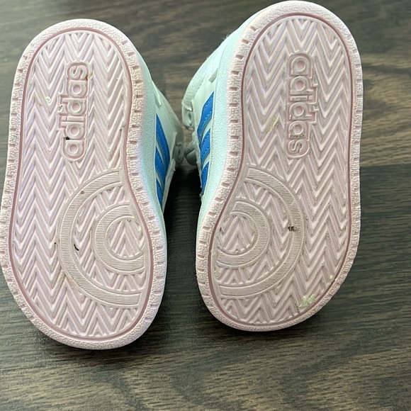 Adidas toddler sneakers. - Picture 3 of 3